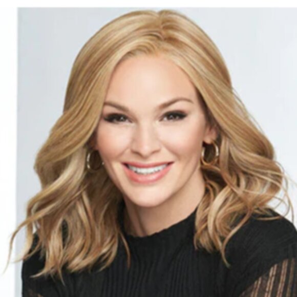 WAVY DAY wig, Raquel Welch, SS Iced Mocha, Lace Front, Mono Top, RL8/12SS, NEW - Picture 2 of 11